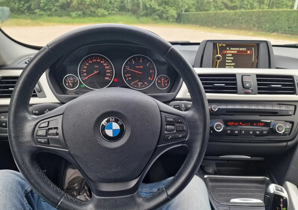 BMW Seria 3 cena 44500 przebieg: 212000, rok produkcji 2013 z Kamieńsk małe 106
